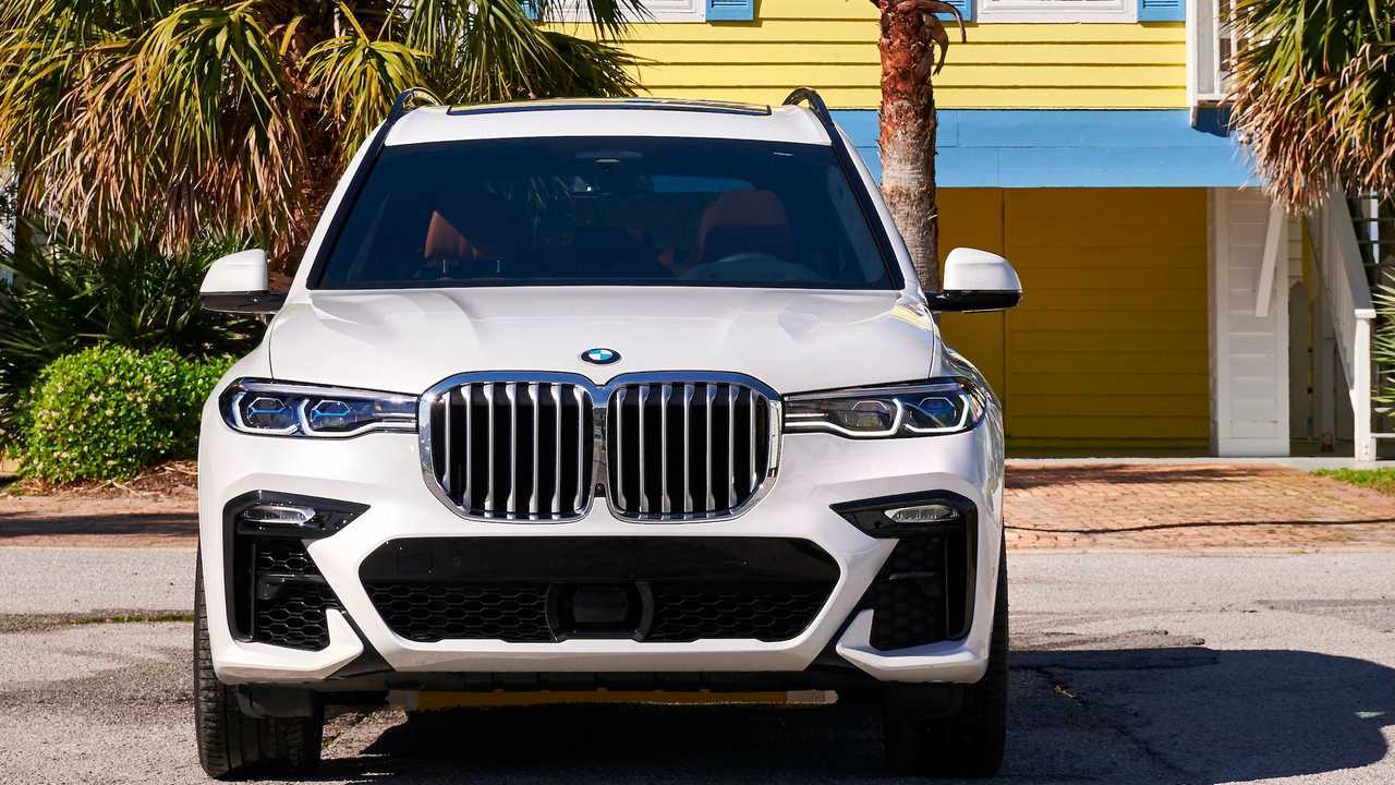 BMW X7, la prima prova su strada