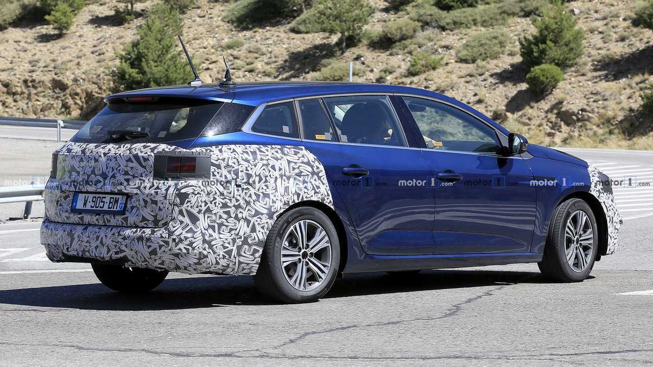 Renault Megane break photo espion
