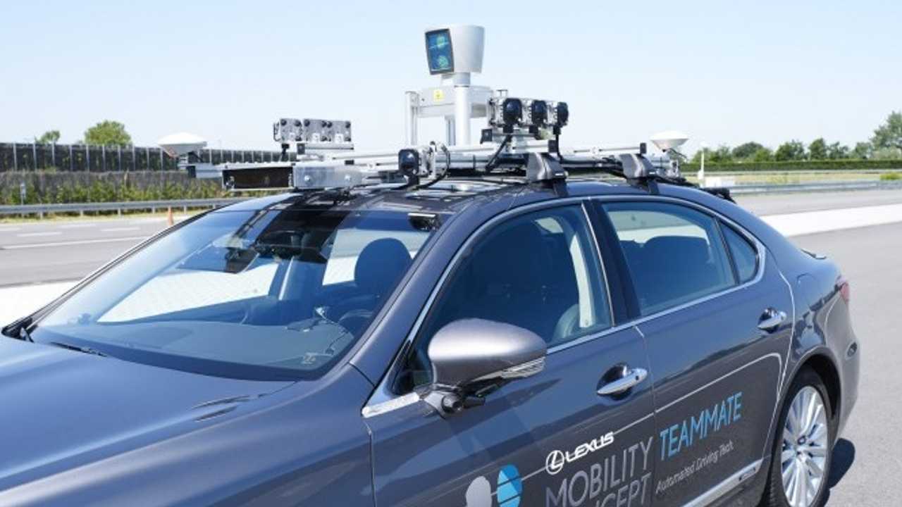 Lexus LS autonome