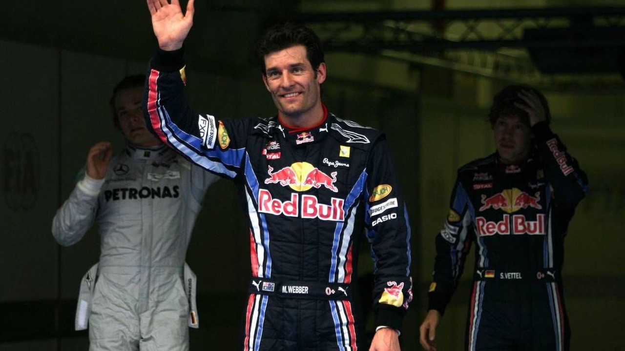 Webber Hurt Hand After Paddock Stairs Descent