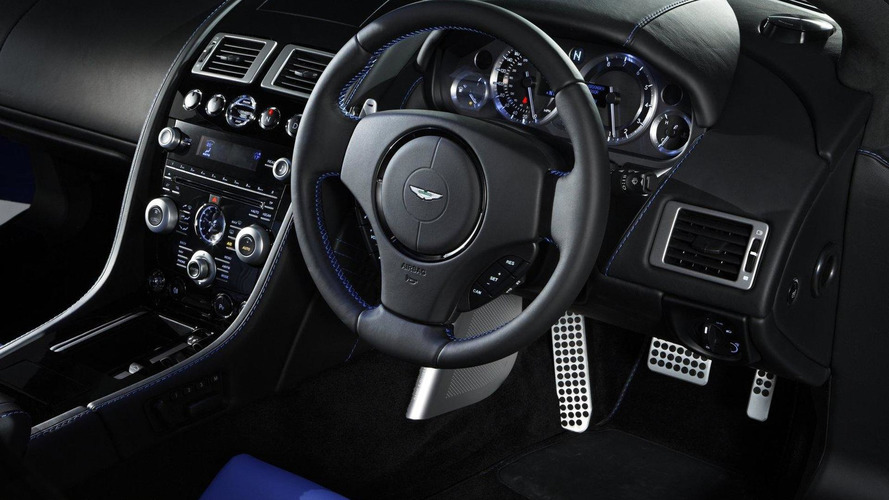 Aston Martin V8 Vantage S - 1.25.2011