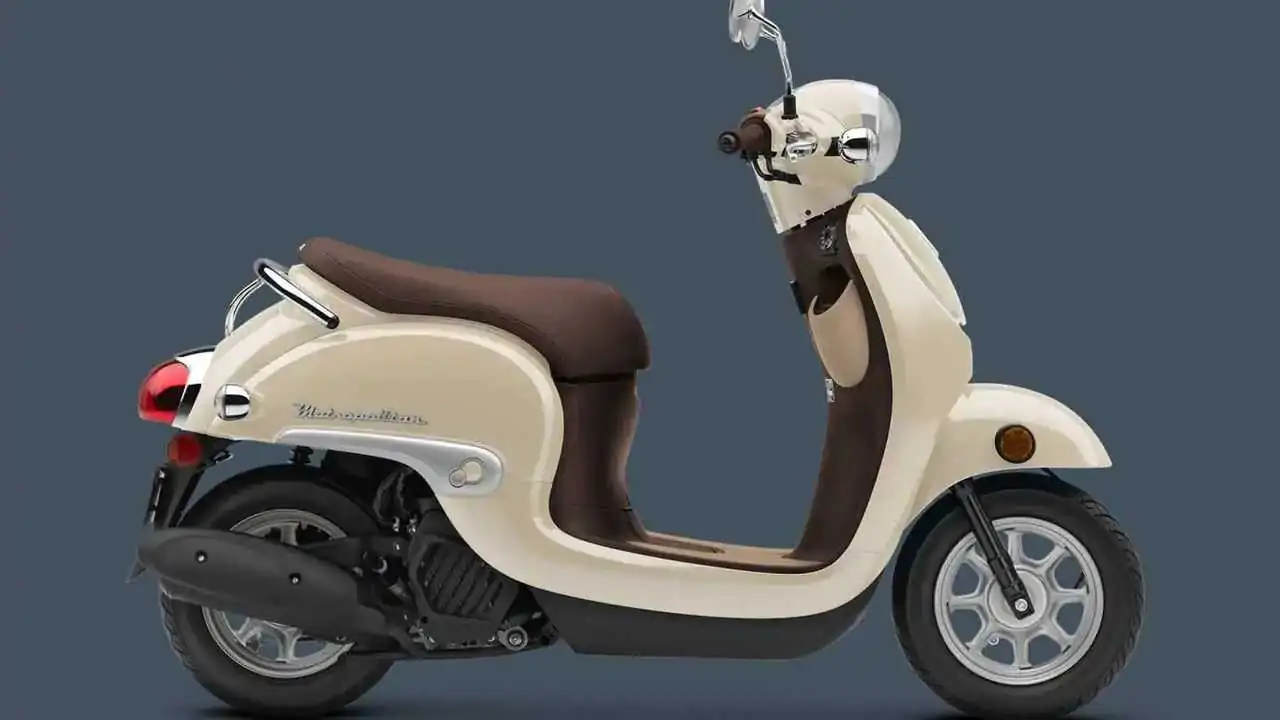 Mengenal Adik Honda Scoopy Mungil Dan Kental Dengan Nuansa Retro