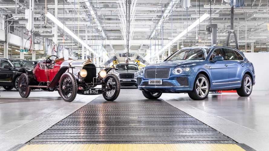 Bentley celebra la produzione dell'auto numero 200.000