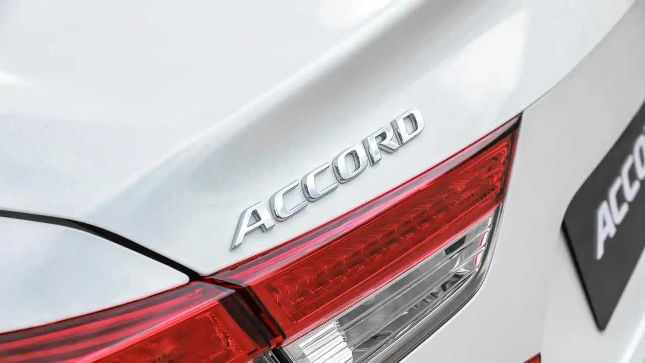 Honda Accord e:HEV (híbrido)