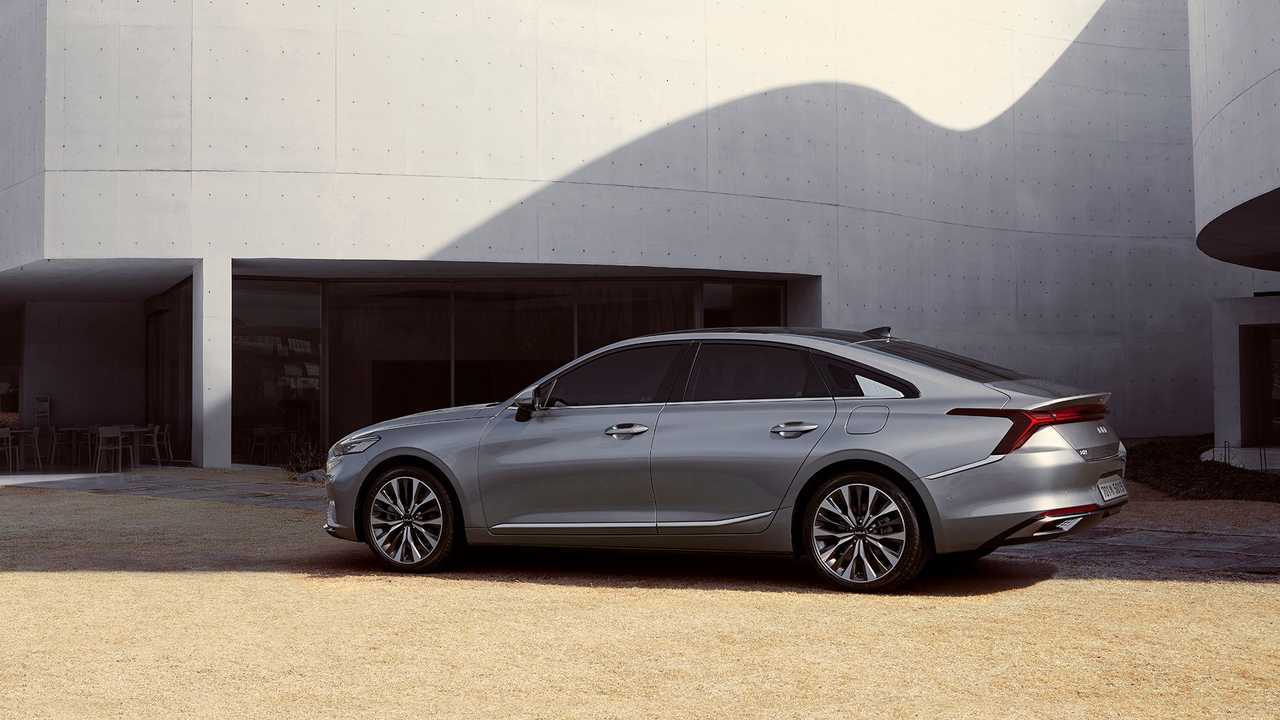 2022 Kia K8 Sedan