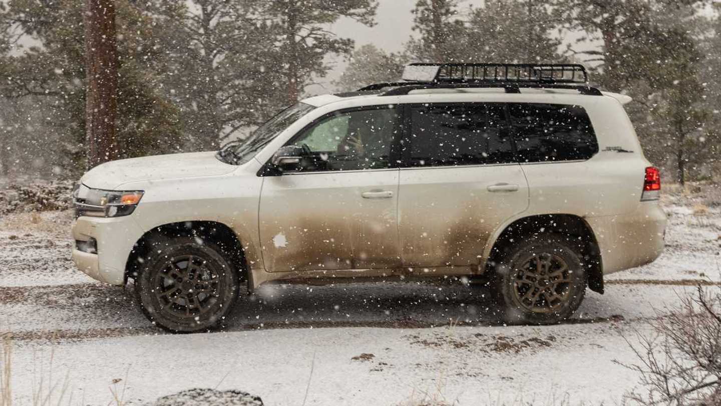 2021 Toyota Land Cruiser Vs 2021 Land Rover Defender Comparison Real