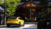 Lamborghini Urus - Unlock Any Road Japan
