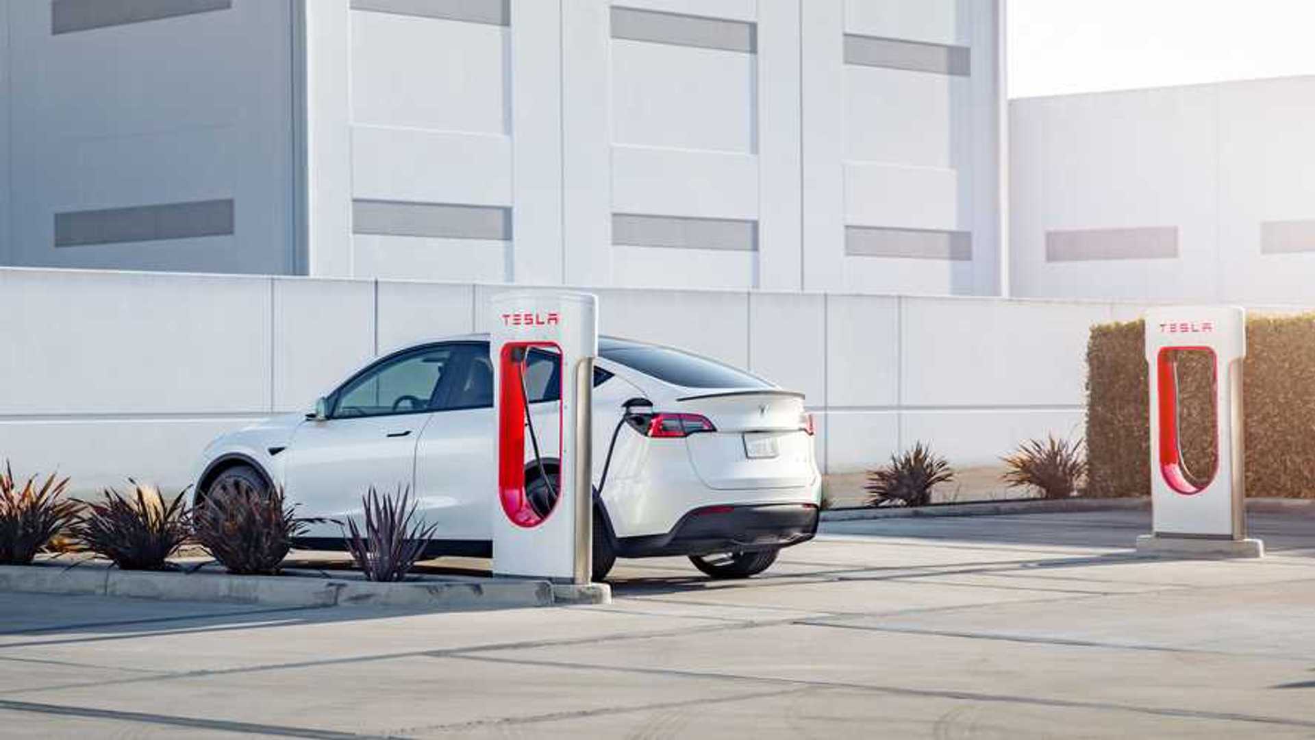 Wall Street Journal Foreign Brands Struggle To Catch Tesla China