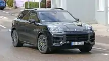 Porsche Cayenne Facelift neues Spionagebild (außen)