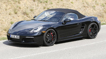 2016 Porsche Boxster facelift spy photo