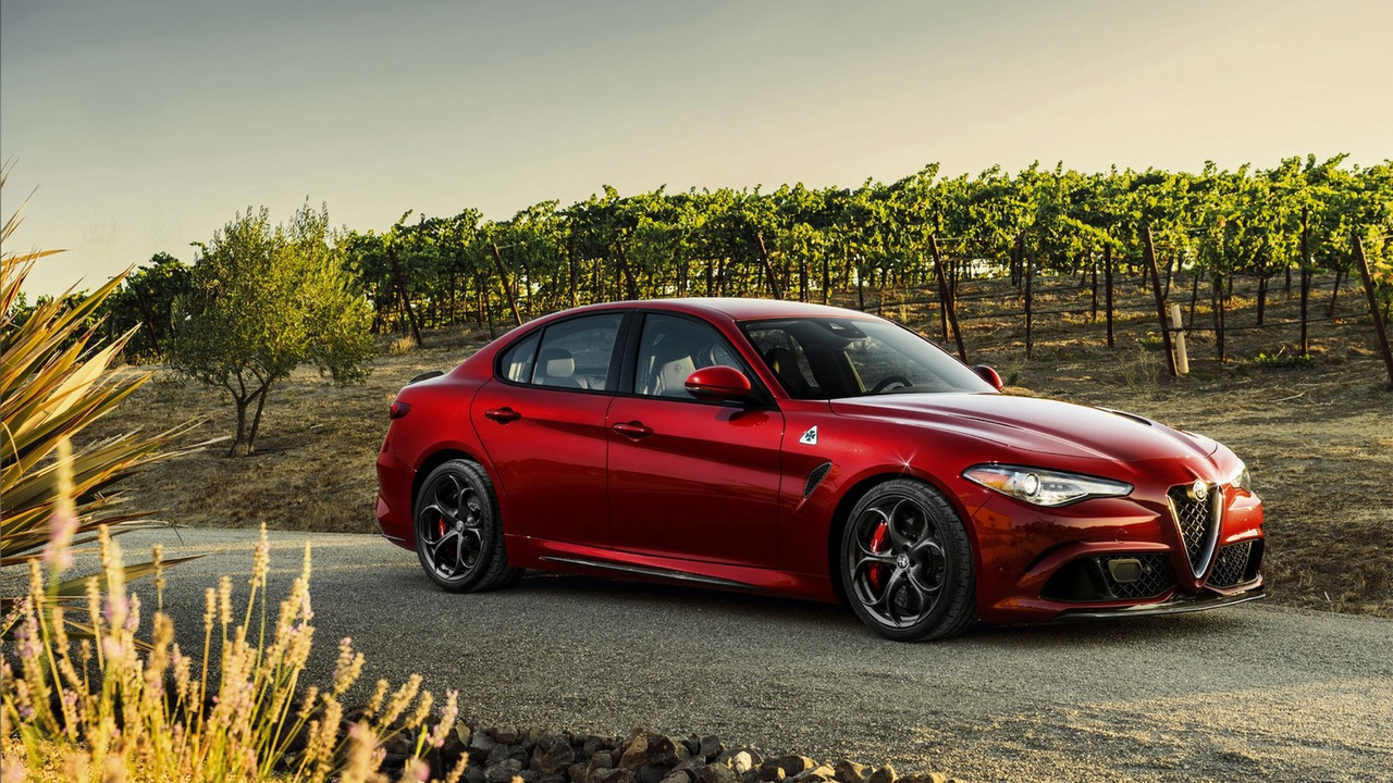 2017 Alfa Romeo Giulia US-spec