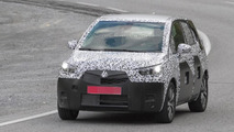 2017 Opel Meriva spy photo