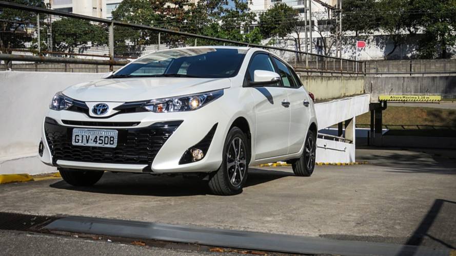 Comparativo Toyota Yaris x VW Polo