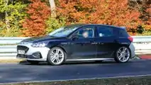 Ford Focus ST spy photo