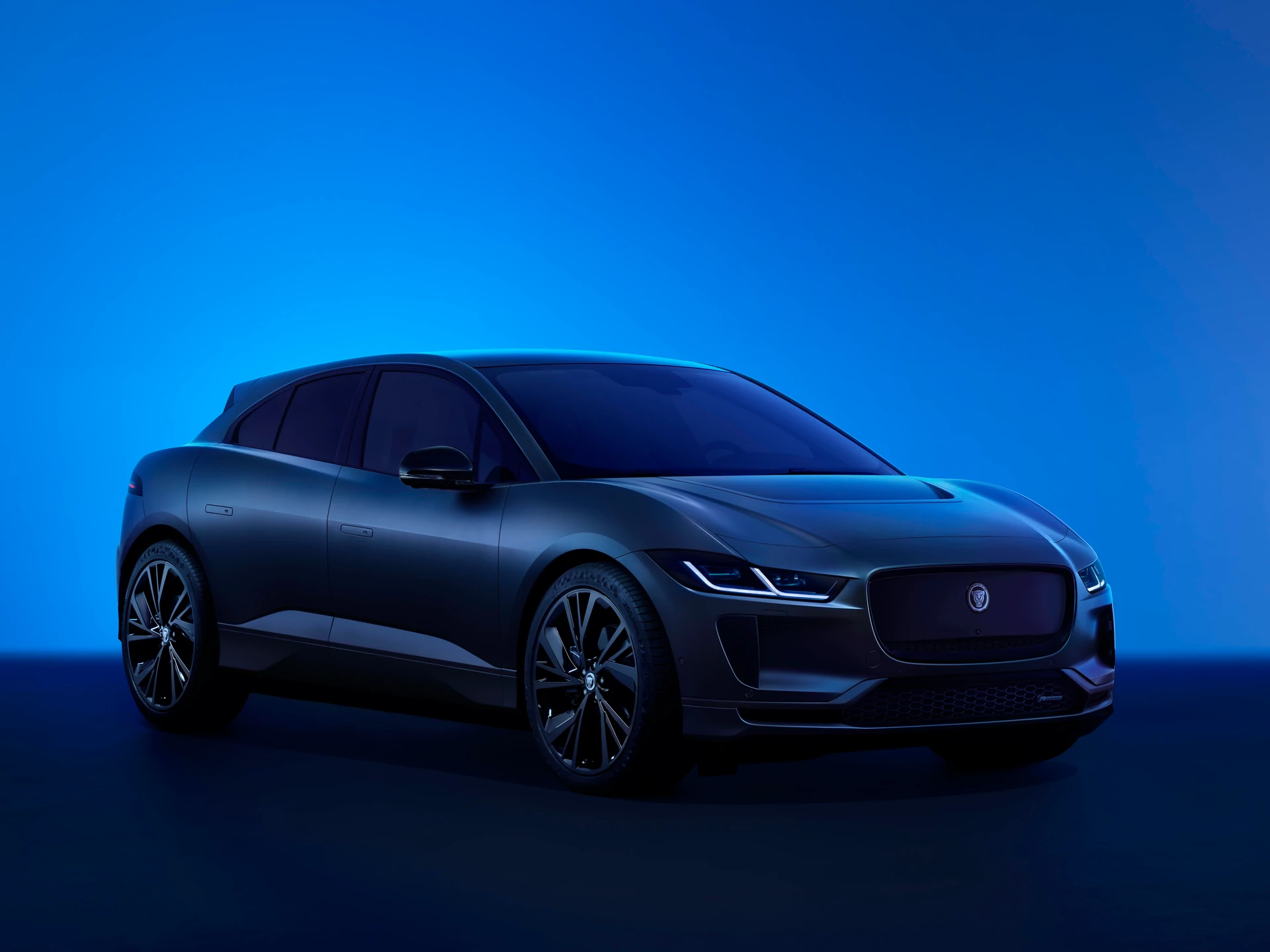 2024 Jaguar I-Pace Gains Subtle Cosmetic Tweaks, Retains Powertrain