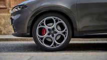 In pista coi 280 CV dell’Alfa Romeo Tonale plug-in hybrid Q4