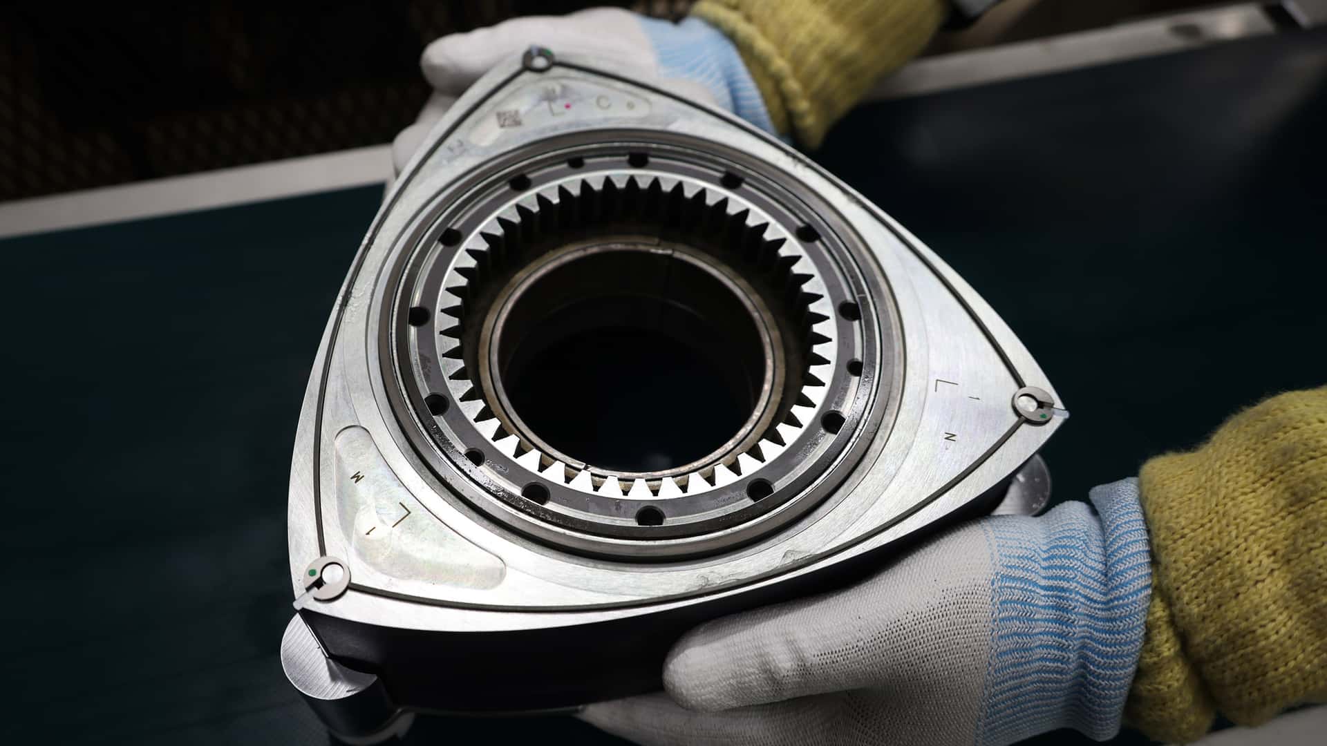 Why Don't More Cars Have Rotary Engines?