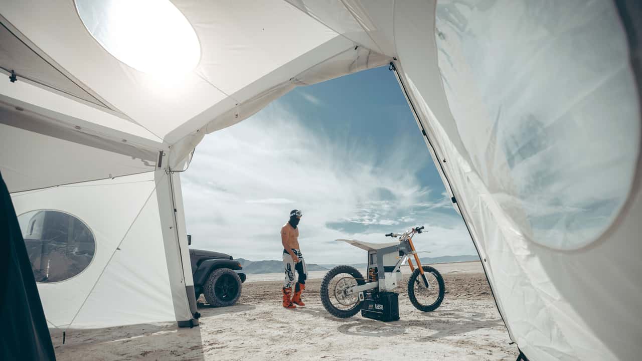 Exod Base-01 Inflatable Tent