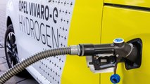 Opel consegna due Vivaro-e HYDROGEN a H2 MOBILITY Germany