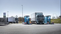Volvo Trucks, nuovi FH e FM 500 CV a gas naturale liquefatto - Il rifornimento