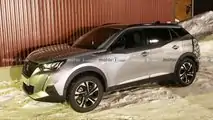 Nuove foto di spionaggio della Peugeot 2008
