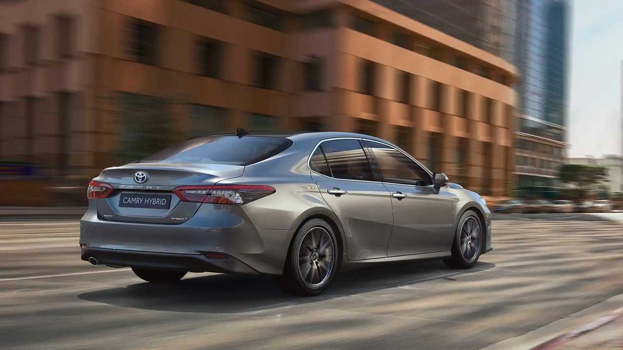 Toyota Camry Hybrid 2023