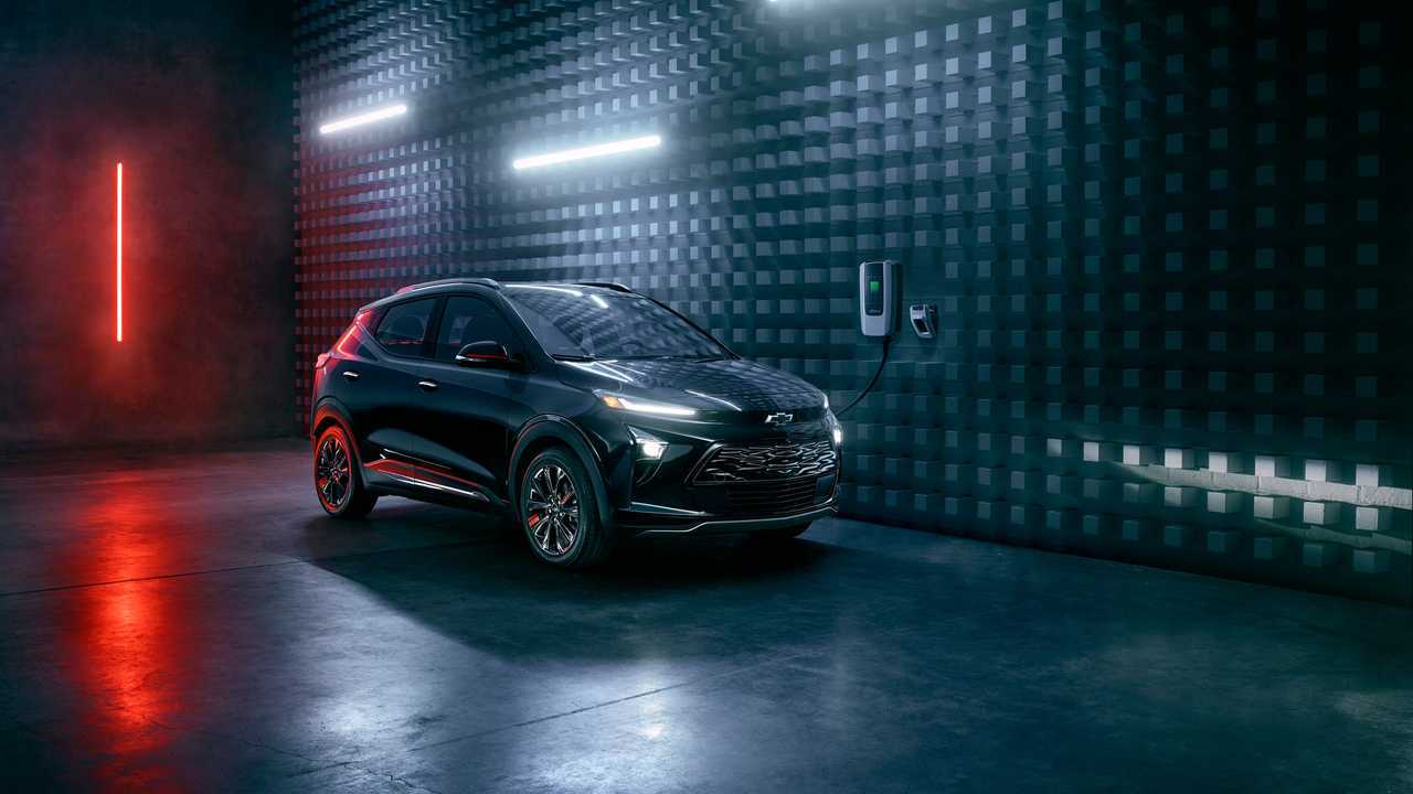 Chevrolet Bolt EUV Redline Edition