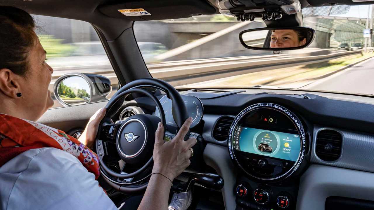 MINI Cooper SE, il prototipo per l'inclusività