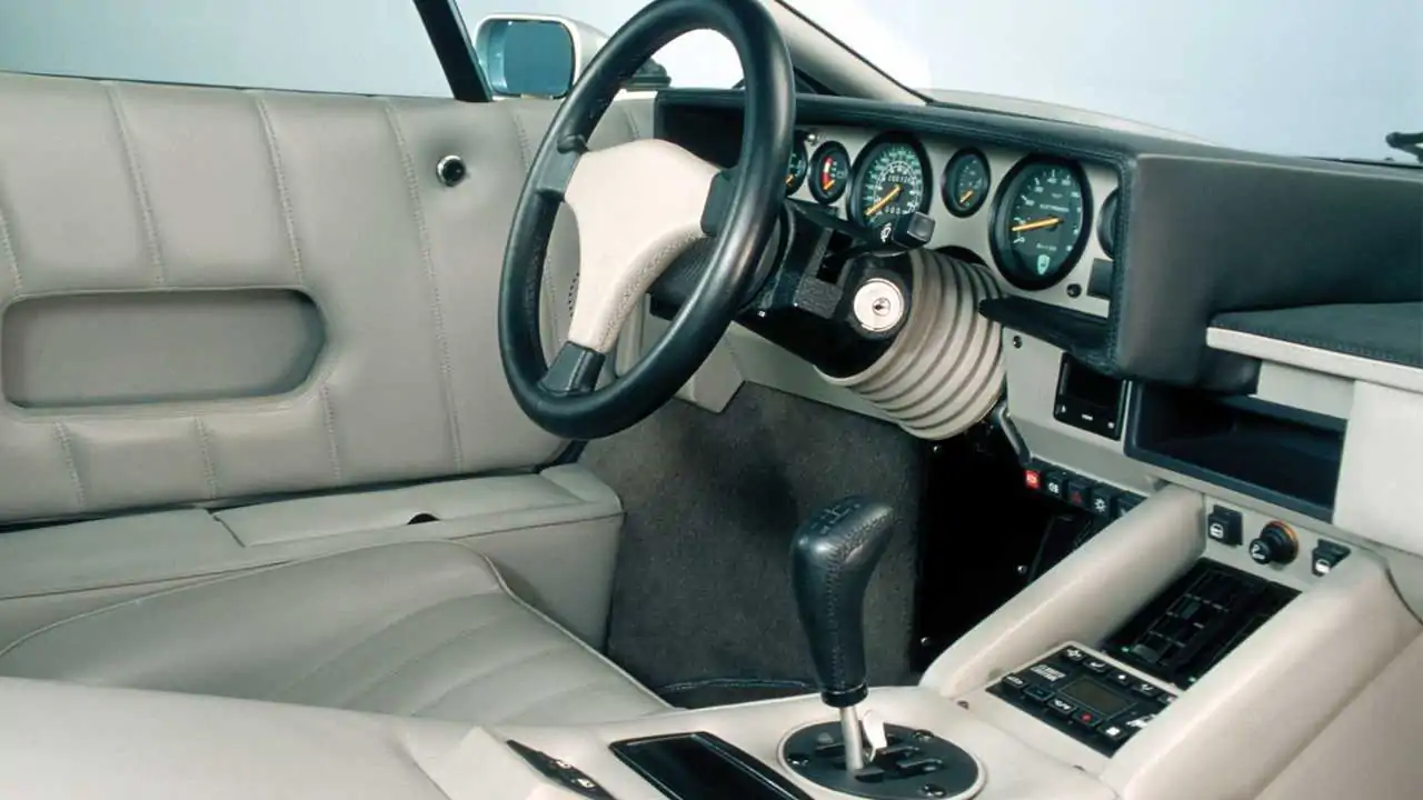 lamborghini-countach-25deg-anniversario.webp