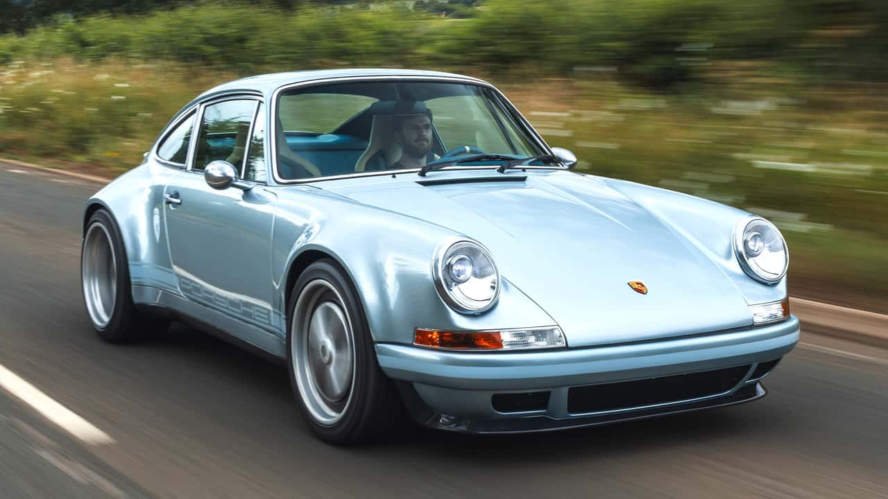 Il restomod definitivo per la Porsche 911 964
