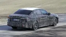 BMW 5er (G60) Erlkönig mit Facelift im Stil der Neuen Klasse
