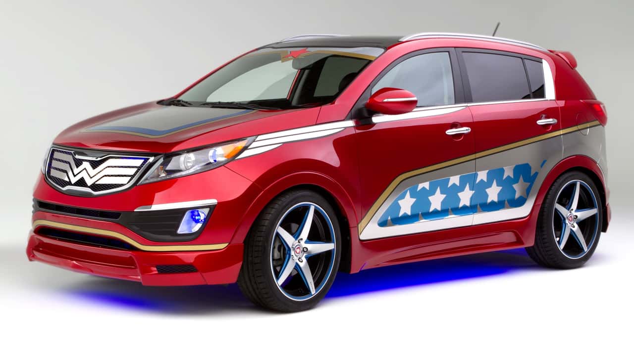 L'auto di Wonder Woman è una speciale Kia Sportage