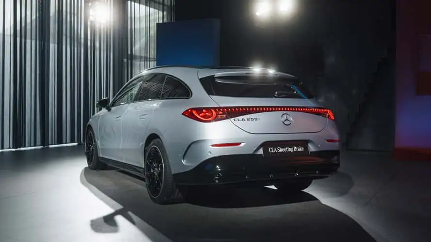 https://cdn.motor1.com/images/mgl/NGKl9y/s4/mercedes-cla-shooting-brake-2025.webp