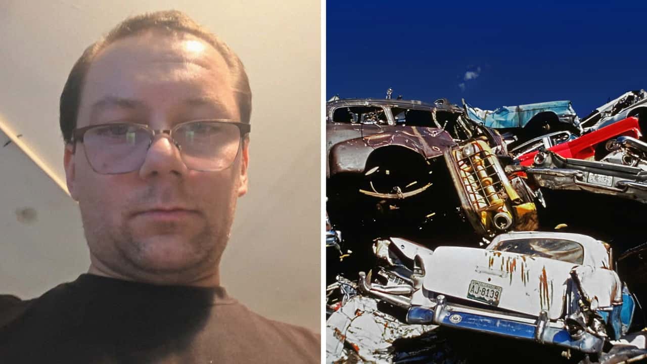 Man offers to buy used Ford mustang. Then the owner decides to send it to the junkyard instead
