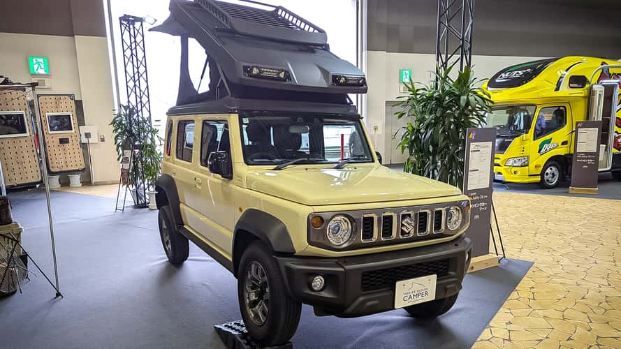 Questa Suzuki Jimny trasformata in camper costa solo 22.000 euro