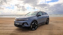 Opel Grandland Electric AWD Roadtrip Romo