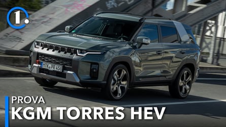KGM Torres HEV, l'ibrido evoluto si guida con piacere