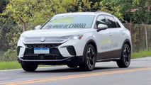 Usando mulas do T-Roc, VW testa sistema híbrido do novo T-Cross 