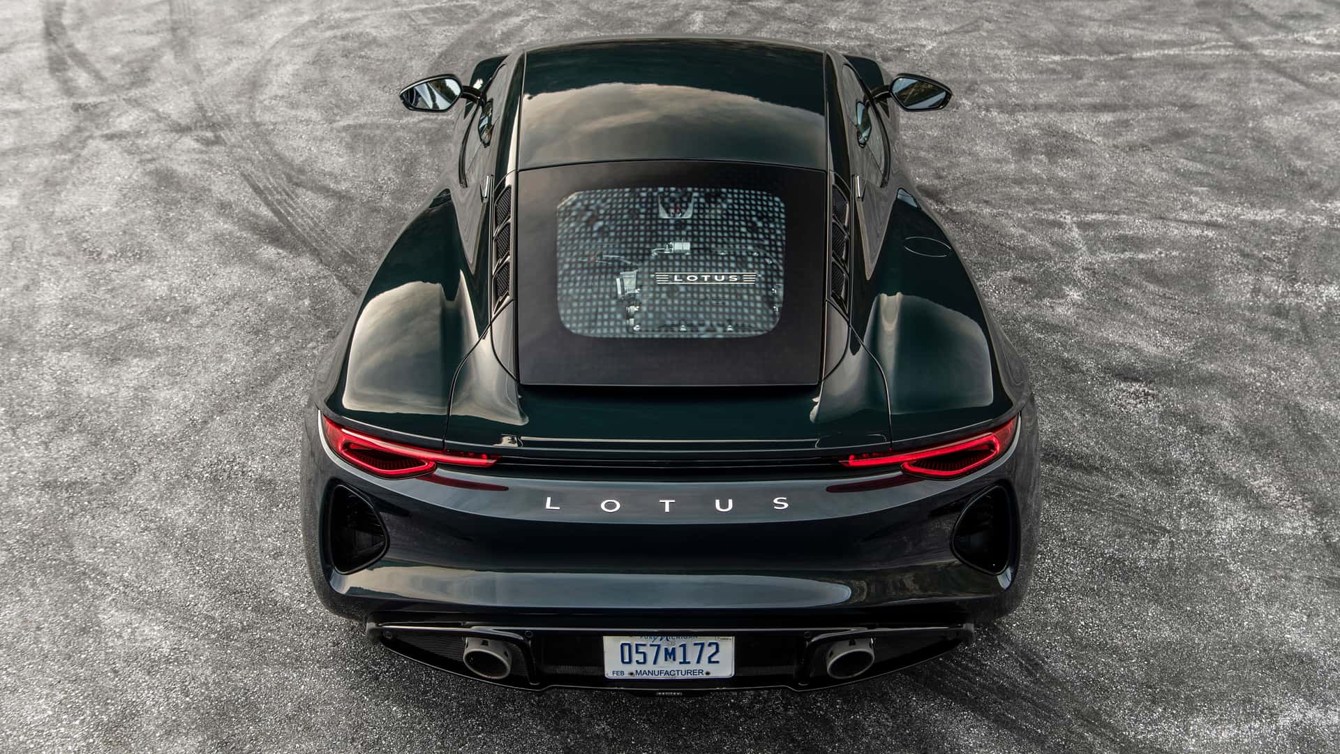 https://cdn.motor1.com/images/mgl/NGObBl/s1/2024-lotus-emira-exterior.jpg