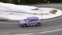 MINI Cooper Electric 2024, le foto teaser