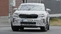 Skoda Kodiaq (2024) auf dem Nürburgring erwischt