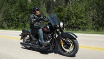 Harley-Davidson Deadwood Motorcycle