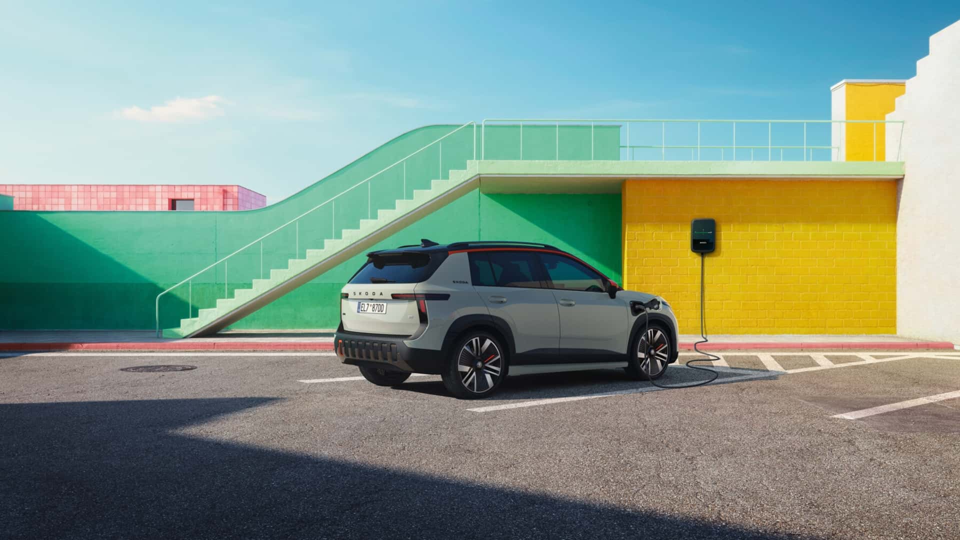 https://cdn.motor1.com/images/mgl/NGPN2n/s1/2026-skoda-epiq.jpg