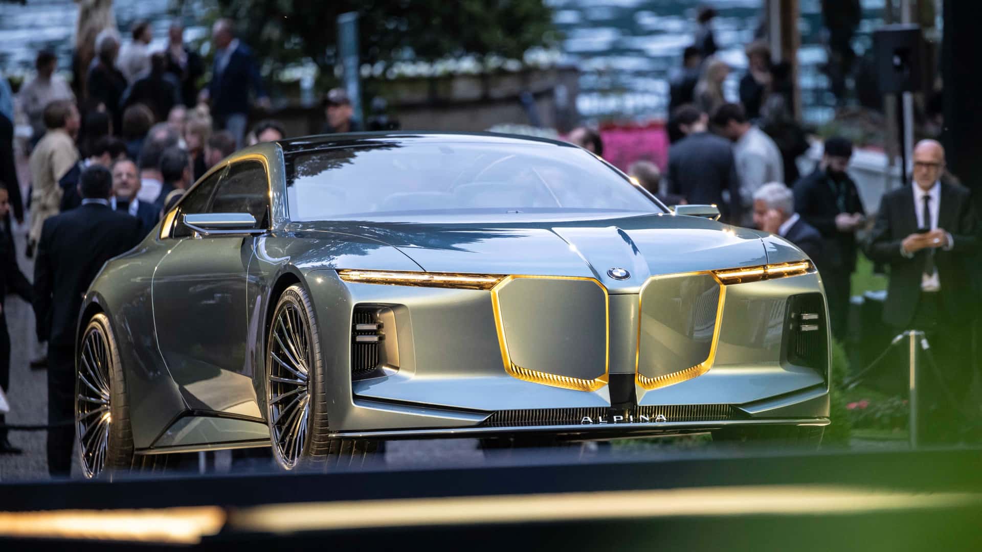 BMW revela futuro da divisão Alpina, com V8 e sem limitador