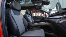 BYD Dolphin G, interni e bagagliaio