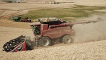 Confronto tecnico tra mietitrebbie autolivellanti e tradizionali per lavorazioni in pendenza, produttività reale e valutazione del costo di possesso nel lungo periodo
