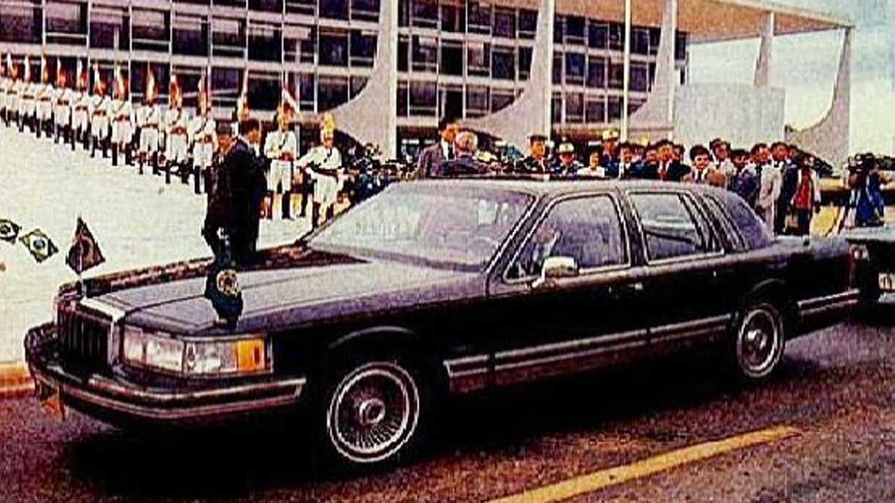 Collor trocou o Landau nacional por um Lincoln Town Car importado