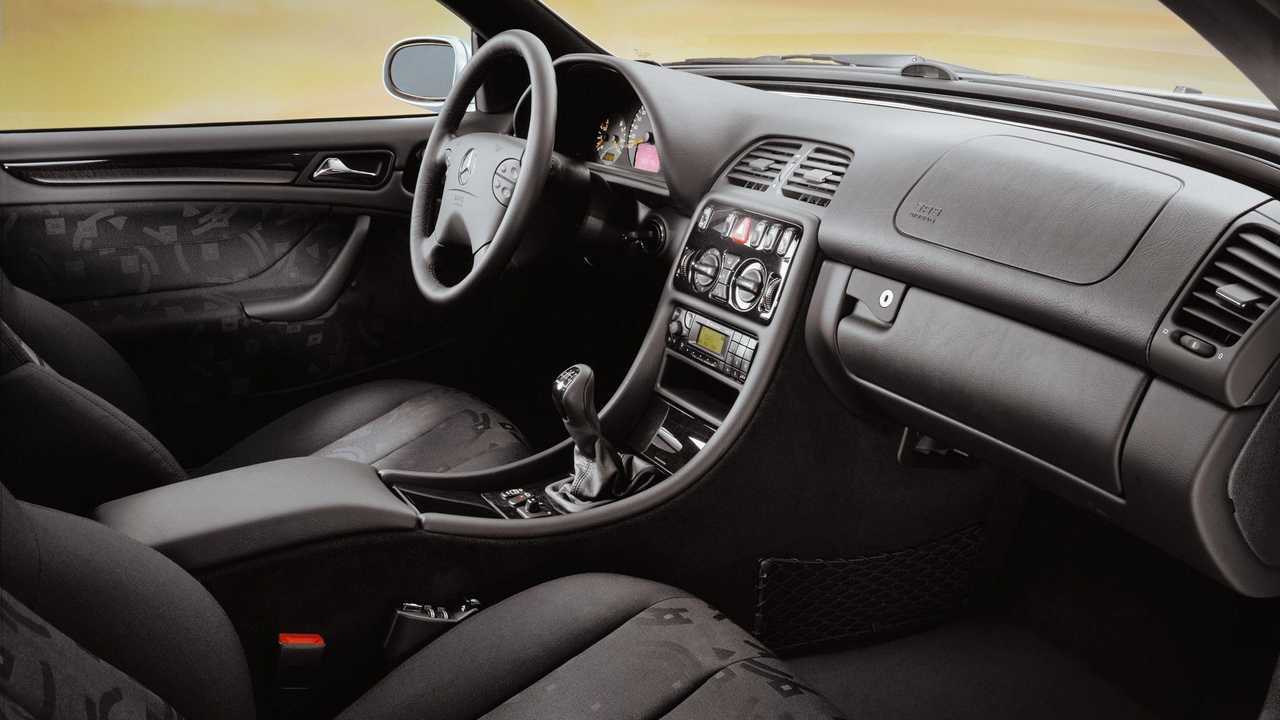 Mercedes CLK 1998 interni