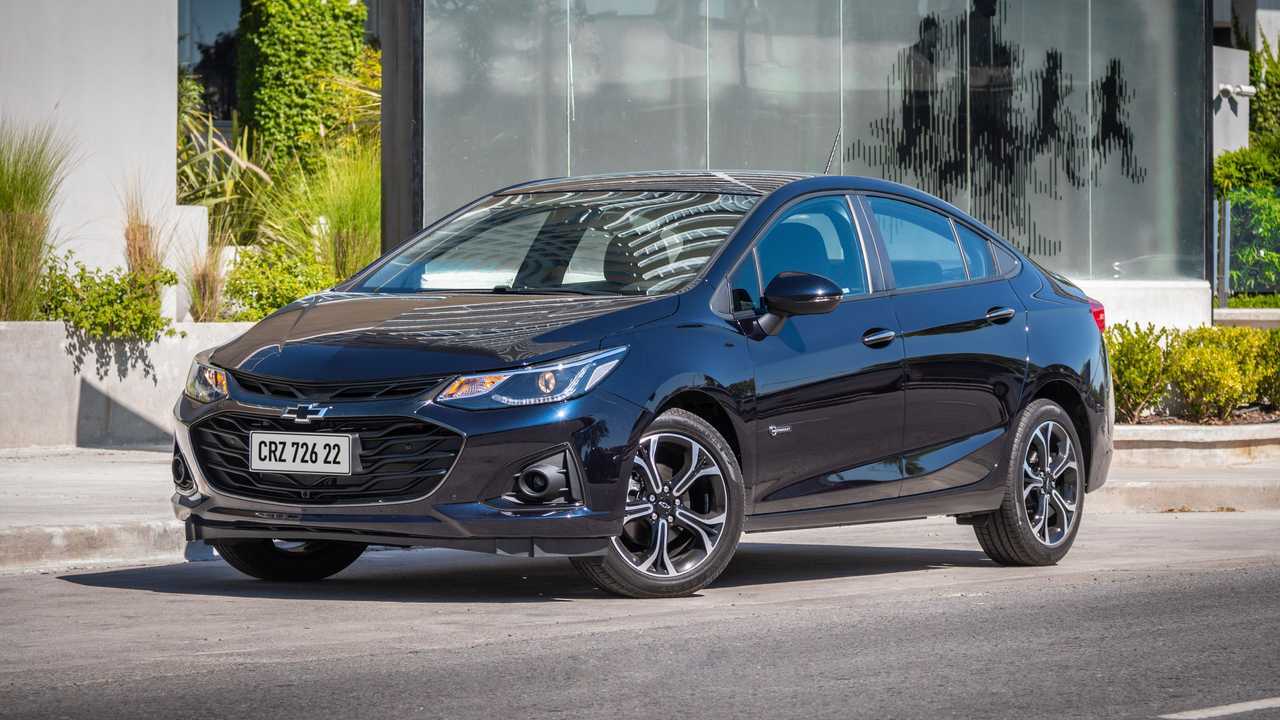 Cruze Midnight (04)