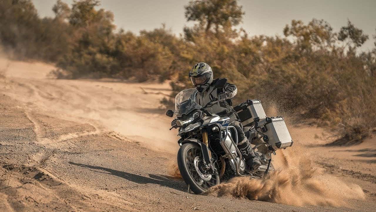 Is The Voge DS900X A Cheaper BMW F 900 GS?